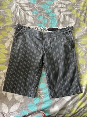 Fox Women's Gray Pinstripe Flat Front Shorts